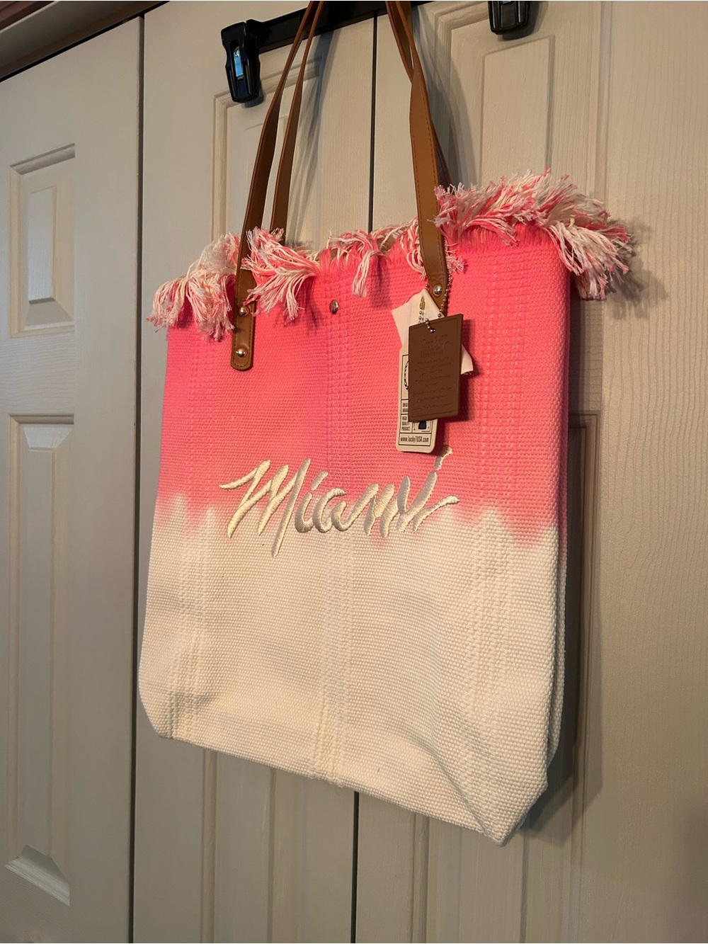 Tote Bag. Lucky7 Brand Pink & White 'Miami' Ombre Tote Bag with Fringe